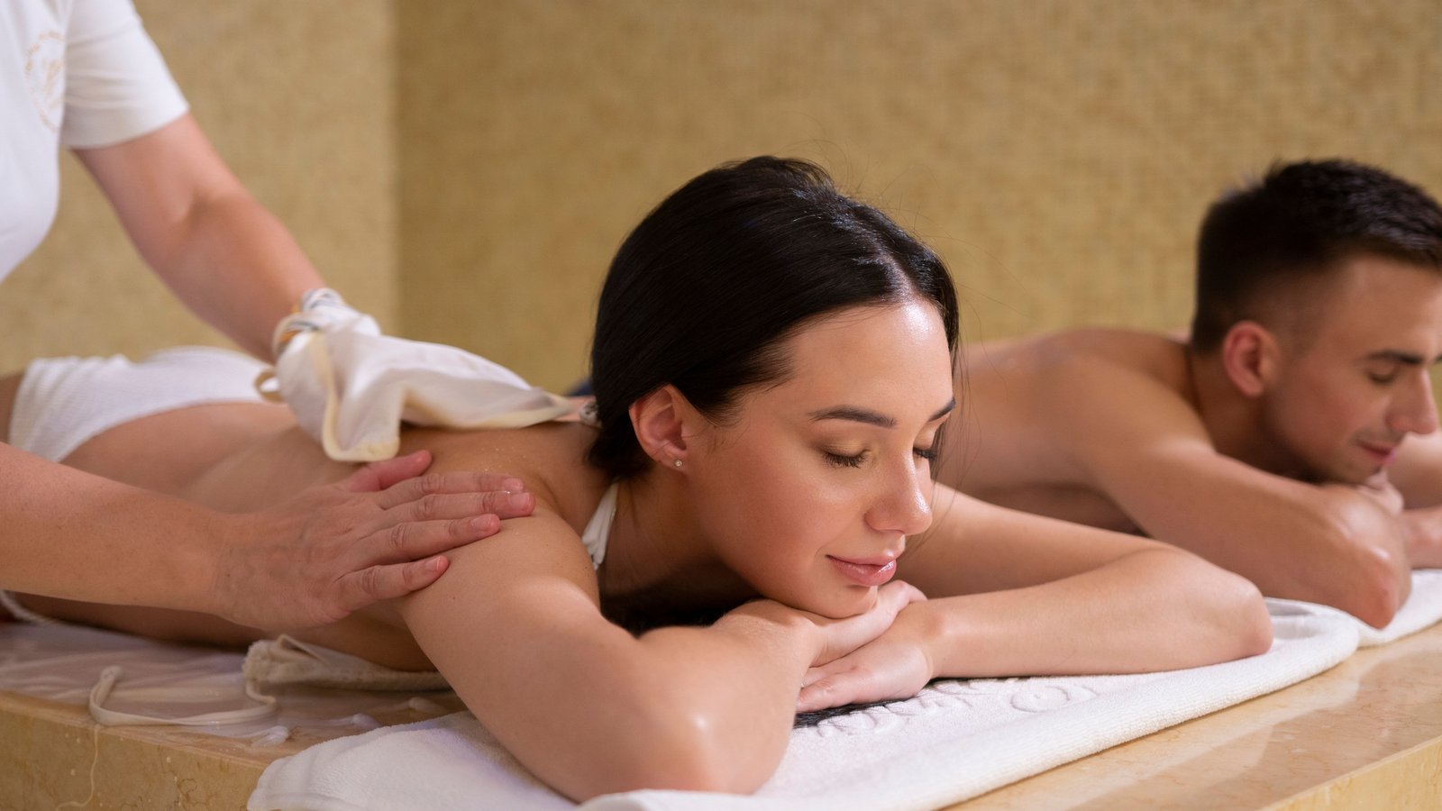 Couples enjoying a relaxing massage experience at a spa in Hadapsar, pune